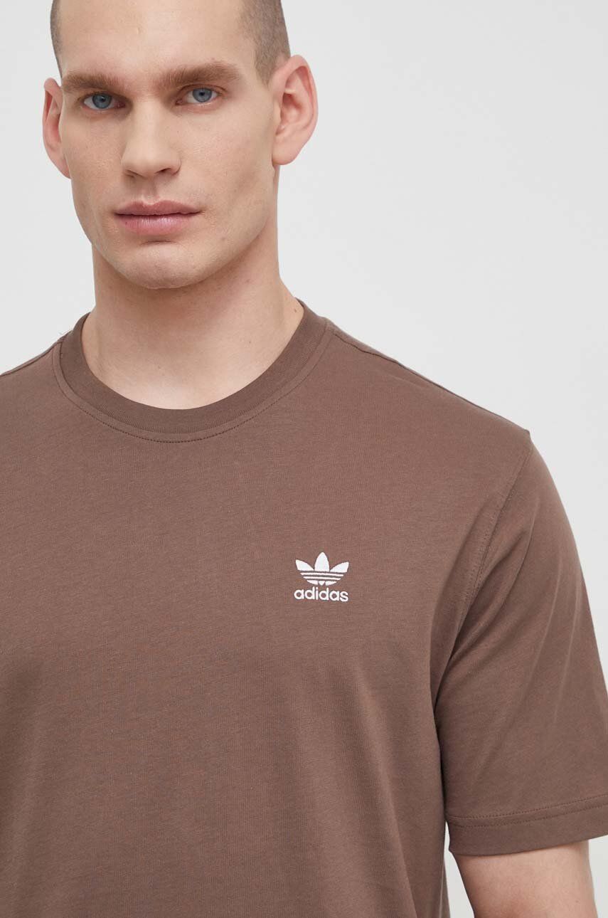 Adidas Originals Tricou Din Bumbac Essential Tee Bărbați, Culoarea Maro, Cu Imprimeu, IR9688