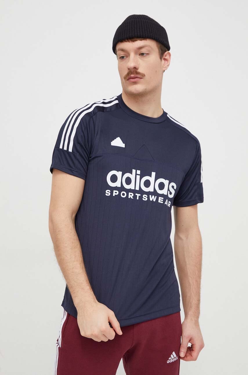 adidas tricou de antrenament Tiro culoarea bleumarin, cu imprimeu IS1501