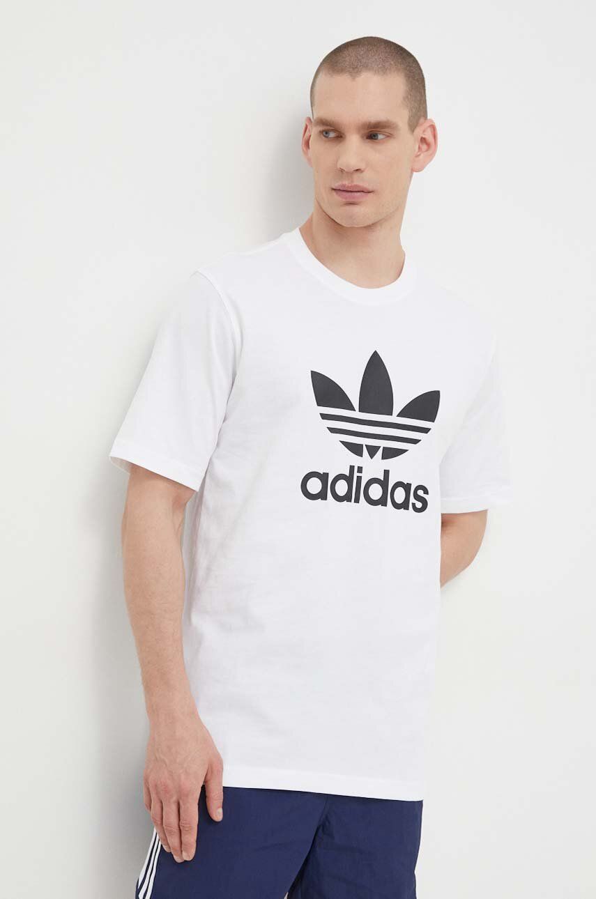 adidas Originals tricou din bumbac Trefoil barbati, culoarea alb, cu imprimeu, IV5353