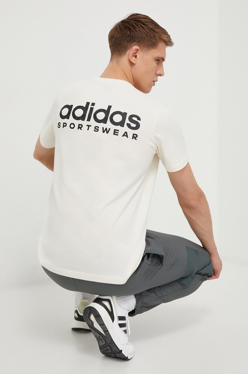 Levně Bavlněné tričko adidas béžová barva, s potiskem, IX4454