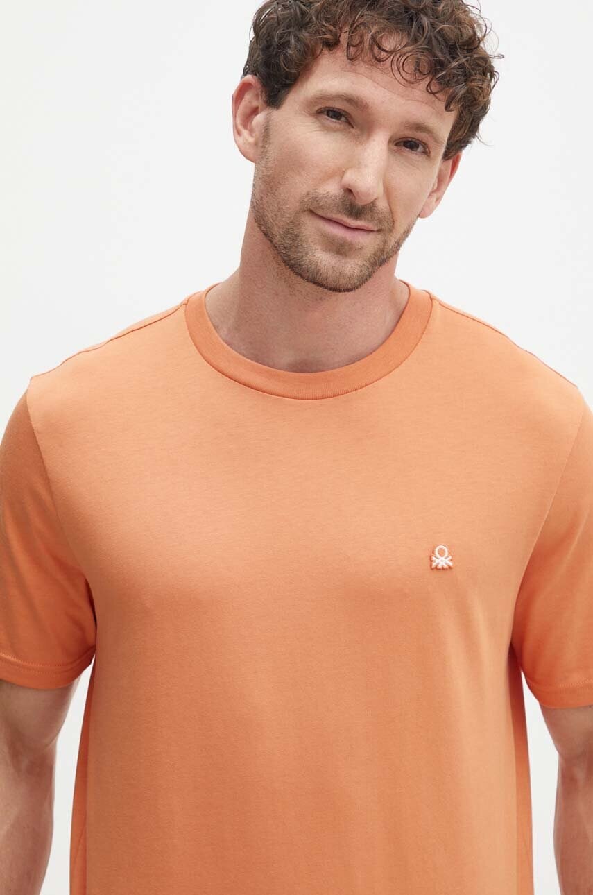 United Colors of Benetton tricou din bumbac barbati, culoarea portocaliu, neted