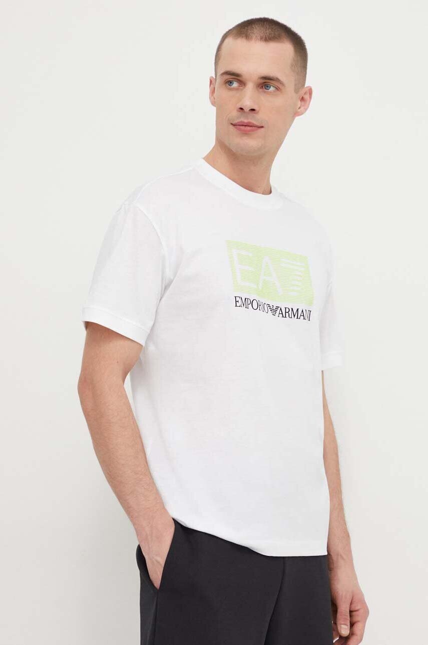 

Памучна тениска EA7 Emporio Armani в бяло с принт, Бял
