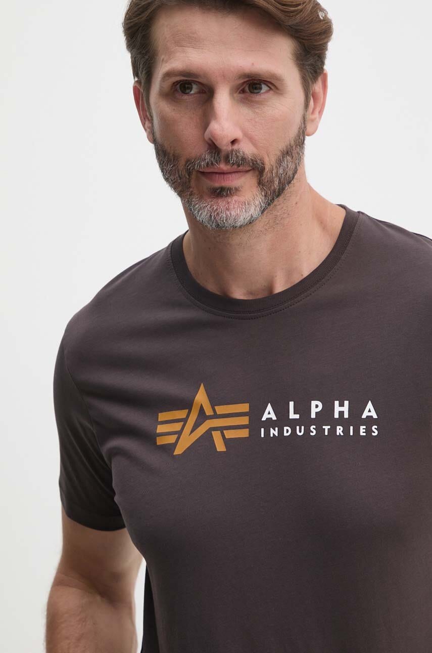 Alpha Industries tricou din bumbac Label barbati, culoarea maro, cu imprimeu, 118502 Alpha Industries tricou din bumbac Label barbati, culoarea maro, cu imprimeu, 118502