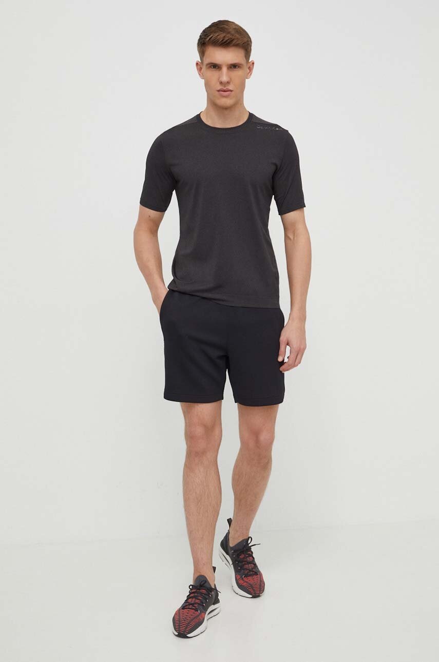 Μπλουζάκι προπόνησης Calvin Klein Performance χρώμα: μαύρο φωτογραφία