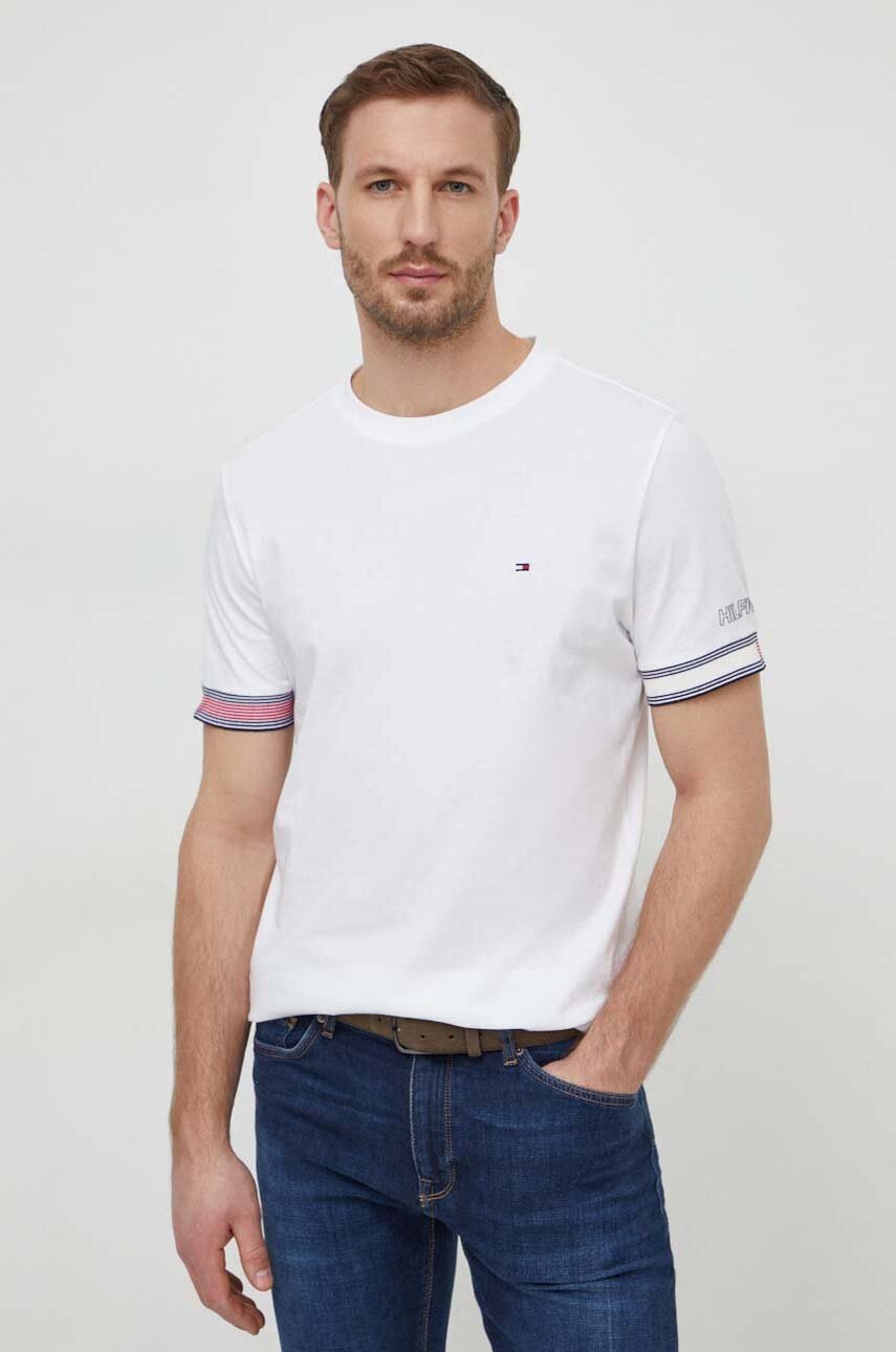 

Памучна тениска Tommy Hilfiger в бяло с принт MW0MW34430, Бял