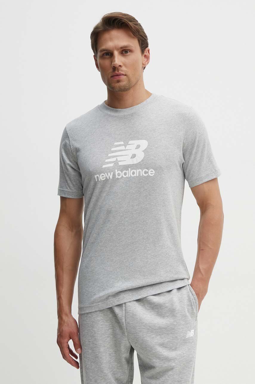 New Balance tricou din bumbac Essentials Cotton barbati, culoarea gri, cu imprimeu, MT41502AG