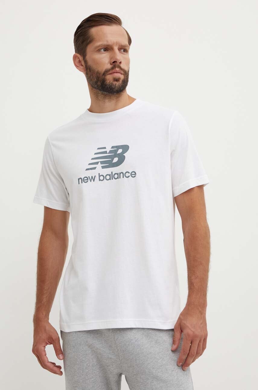 New Balance tricou din bumbac Essentials Cotton bărbați, culoarea alb, cu imprimeu, MT41502WT New Balance tricou din bumbac Essentials Cotton bărbați, culoarea alb, cu imprimeu, MT41502WT