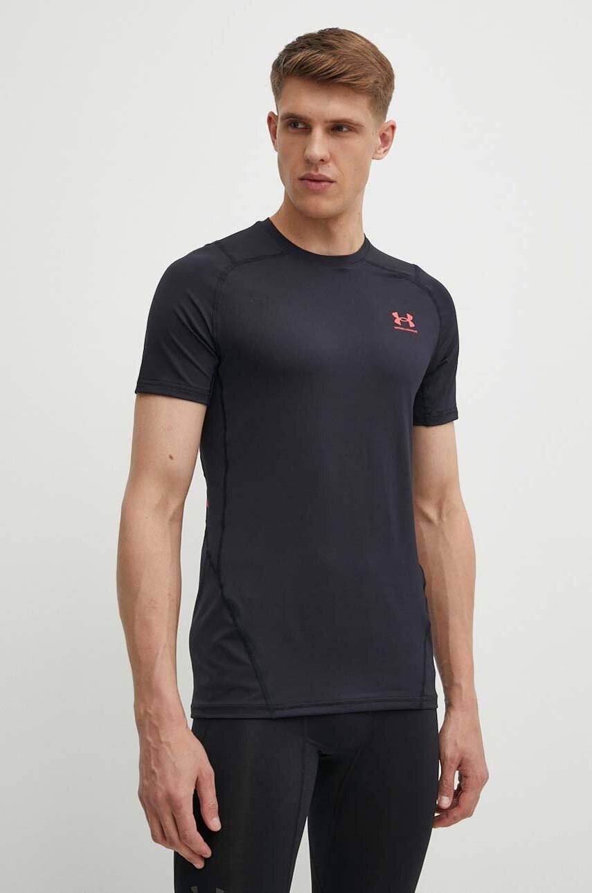 

Тениска за трениране Under Armour HG Armour в черно с принт, Черен