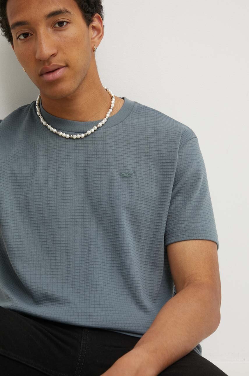 

Тениска Hollister Co. в сиво с изчистен дизайн, Сив