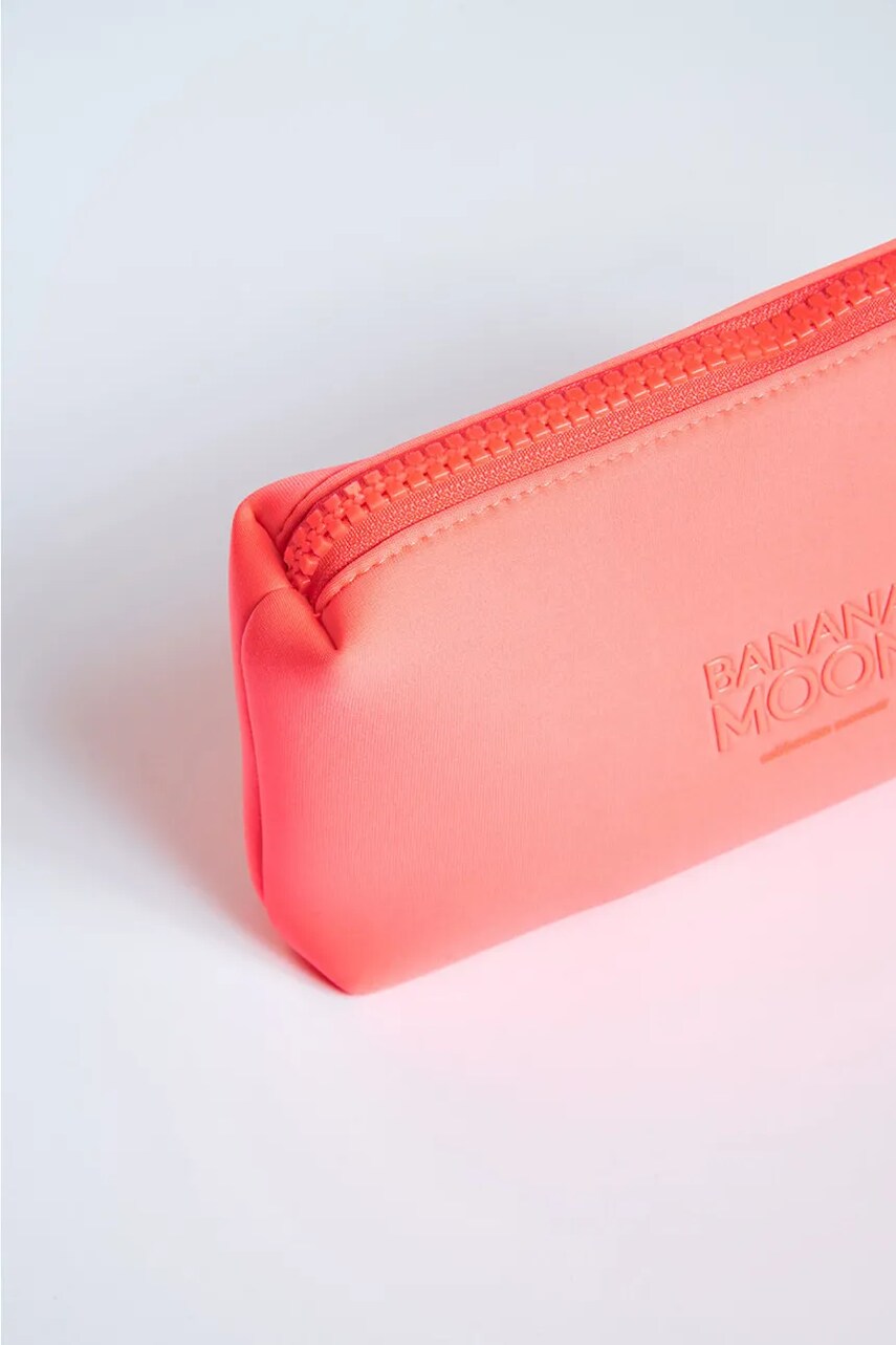 Косметичка Banana Moon Pouch цвет розовый NEON.POUCH Косметичка Banana Moon Pouch цвет розовый NEON.POUCH