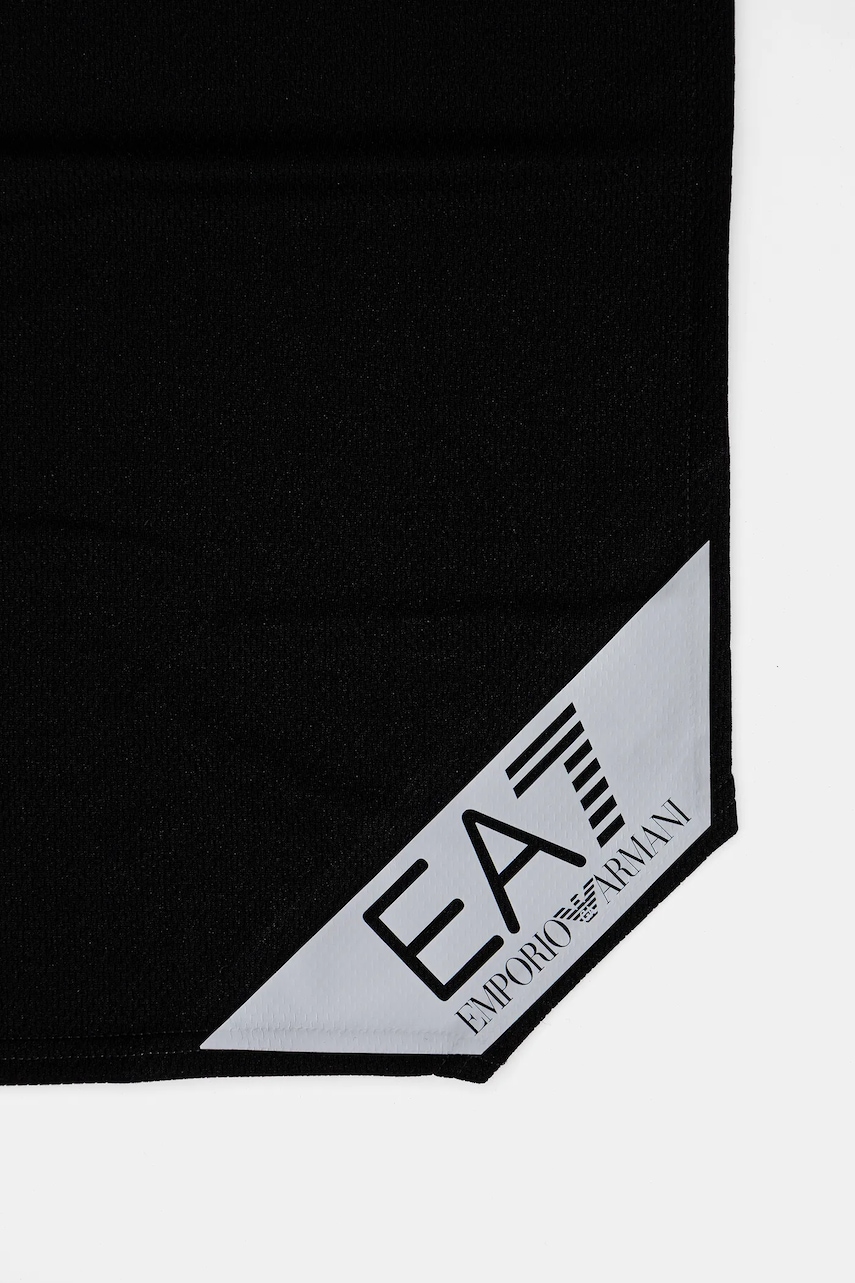Полотенце для спортзала EA7 Emporio Armani цвет чёрный AF12975.7X000028 Полотенце для спортзала EA7 Emporio Armani цвет чёрный AF12975.7X000028