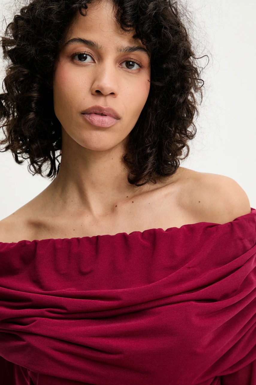 Halenka Never Fully Dressed Diaz