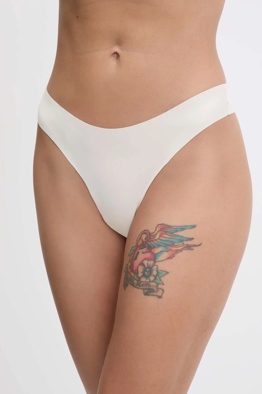 

Прашки United Colors of Benetton, Бял