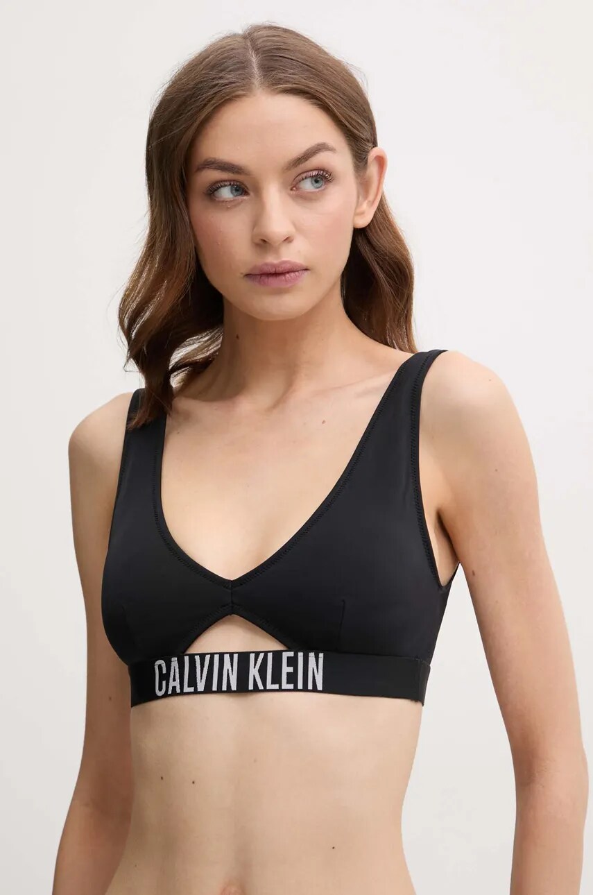 Levně Plavková podprsenka Calvin Klein černá barva, mírně vyztužený košík, KW0KW02745