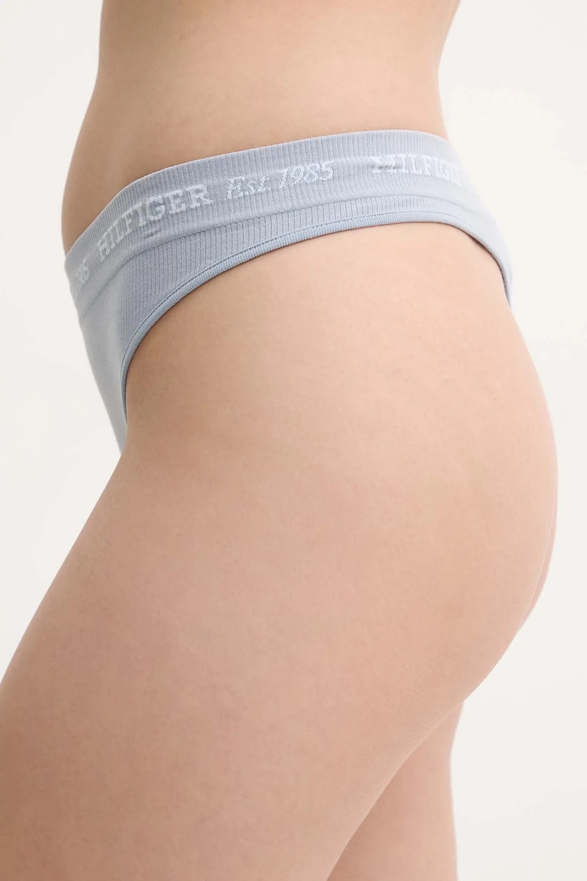 Стринги Tommy Hilfiger цвет серый UW0UW05725 Стринги Tommy Hilfiger цвет серый UW0UW05725