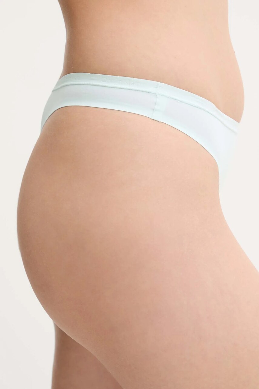 Стринги Calvin Klein Underwear цвет бирюзовый LV00QF7820 Стринги Calvin Klein Underwear цвет бирюзовый LV00QF7820