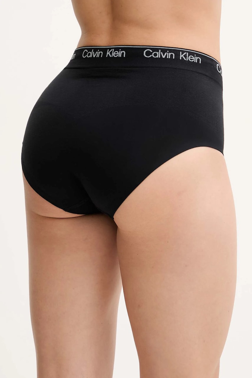 Трусы Calvin Klein Underwear цвет чёрный LV00QF8282 Трусы Calvin Klein Underwear цвет чёрный LV00QF8282