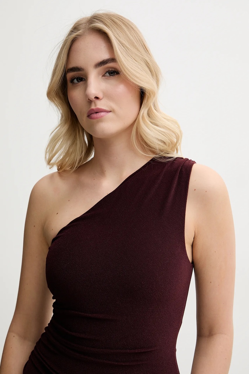 Jednodílné plavky OAS (obrázek 5)