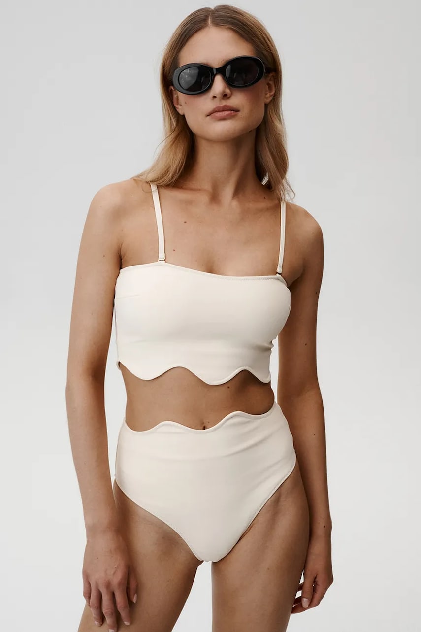 Undress Code sutien de baie Chic Bikini Top culoarea galben, cupa moale, 927 Undress Code sutien de baie Chic Bikini Top culoarea galben, cupa moale, 927
