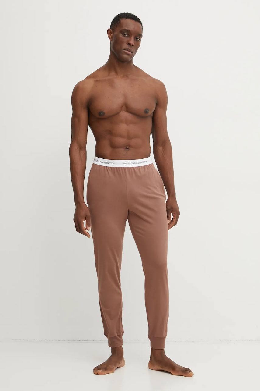United Colors of Benetton pantaloni pijama bumbac barbati, culoarea maro, neted, 30964F00V United Colors of Benetton pantaloni pijama bumbac barbati, culoarea maro, neted, 30964F00V