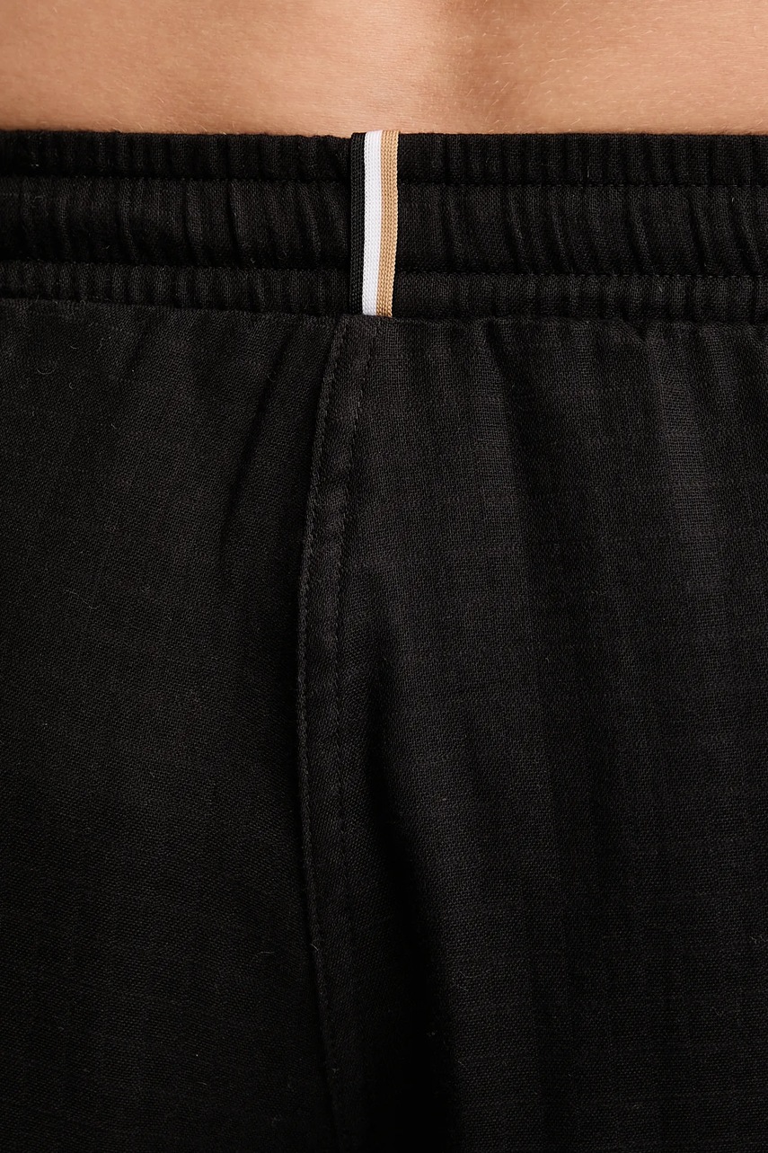 Βαμβακερό σορτσάκι BOSS ανδρικό, χρώμα: μαύρο, 50540134 φωτογραφία