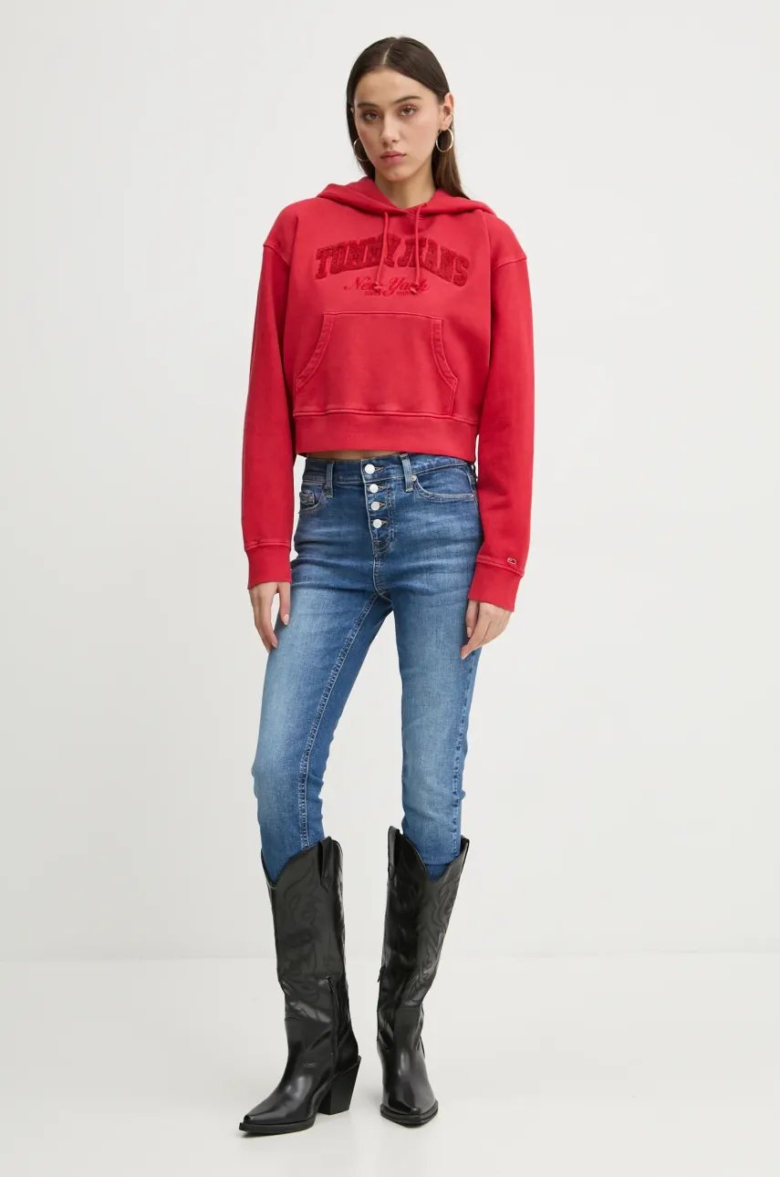 Хлопковая кофта Tommy Jeans женская цвет красный с капюшоном с аппликацией DW0DW19413 Хлопковая кофта Tommy Jeans женская цвет красный с капюшоном с аппликацией DW0DW19413