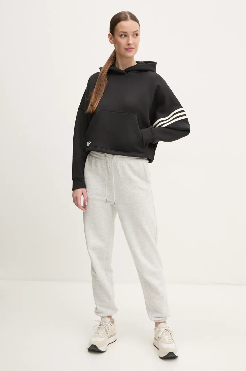 Кофта adidas Originals Neuclassics женская цвет чёрный с капюшоном с принтом JI8500 Кофта adidas Originals Neuclassics женская цвет чёрный с капюшоном с принтом JI8500