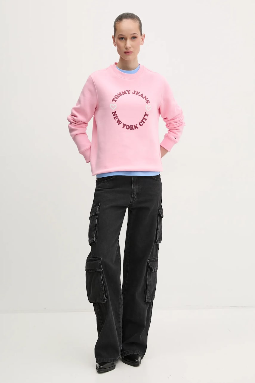 Кофта Tommy Jeans женская цвет розовый с принтом DW0DW21770 Кофта Tommy Jeans женская цвет розовый с принтом DW0DW21770