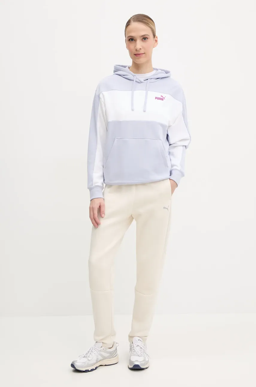 Кофта Puma женская с капюшоном с аппликацией 685005 Кофта Puma женская с капюшоном с аппликацией 685005