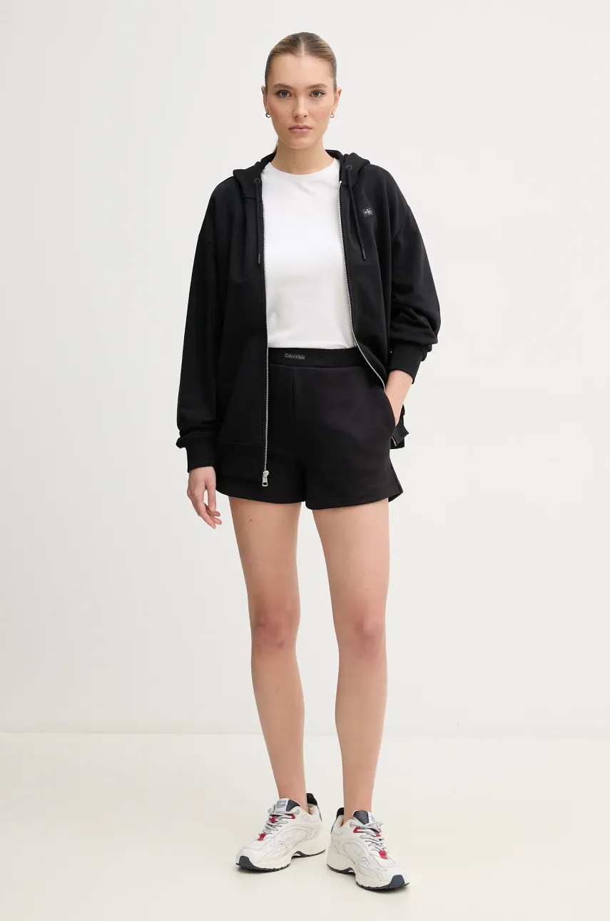 Хлопковая кофта Calvin Klein Jeans женская цвет чёрный с капюшоном однотонная J20J225367 Хлопковая кофта Calvin Klein Jeans женская цвет чёрный с капюшоном однотонная J20J225367