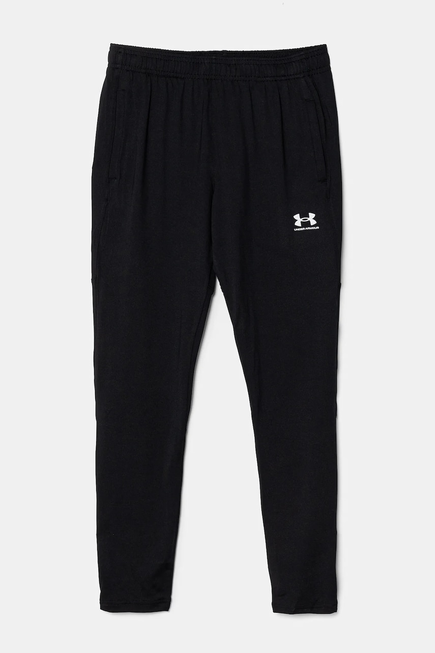 Under Armour pantaloni de trening pentru copii Challenger Train Pant culoarea negru, neted, 1379487 Under Armour pantaloni de trening pentru copii Challenger Train Pant culoarea negru, neted, 1379487