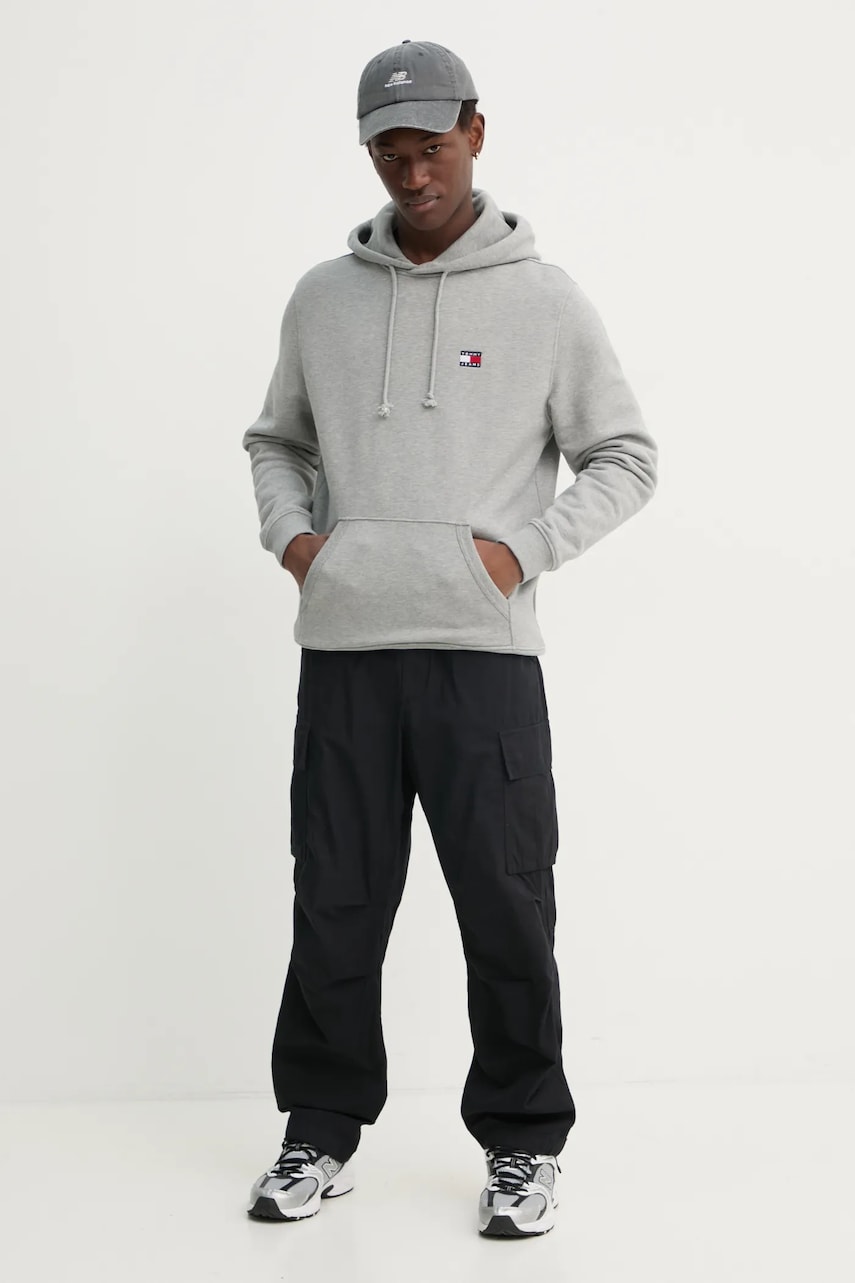 Хлопковая кофта Tommy Jeans мужская цвет серый с капюшоном однотонная DM0DM20258 Хлопковая кофта Tommy Jeans мужская цвет серый с капюшоном однотонная DM0DM20258