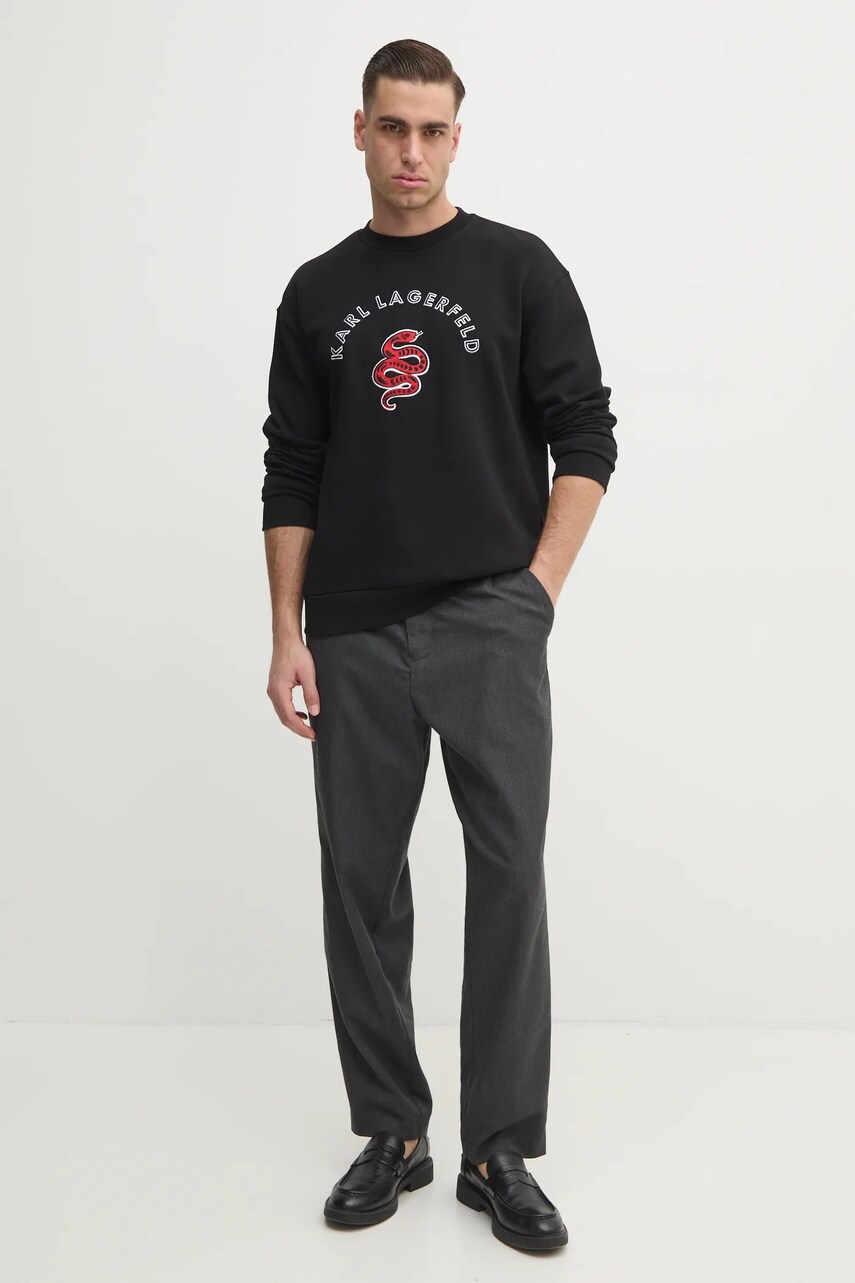 Кофта Karl Lagerfeld мужская цвет чёрный с аппликацией 551900.705400 Кофта Karl Lagerfeld мужская цвет чёрный с аппликацией 551900.705400