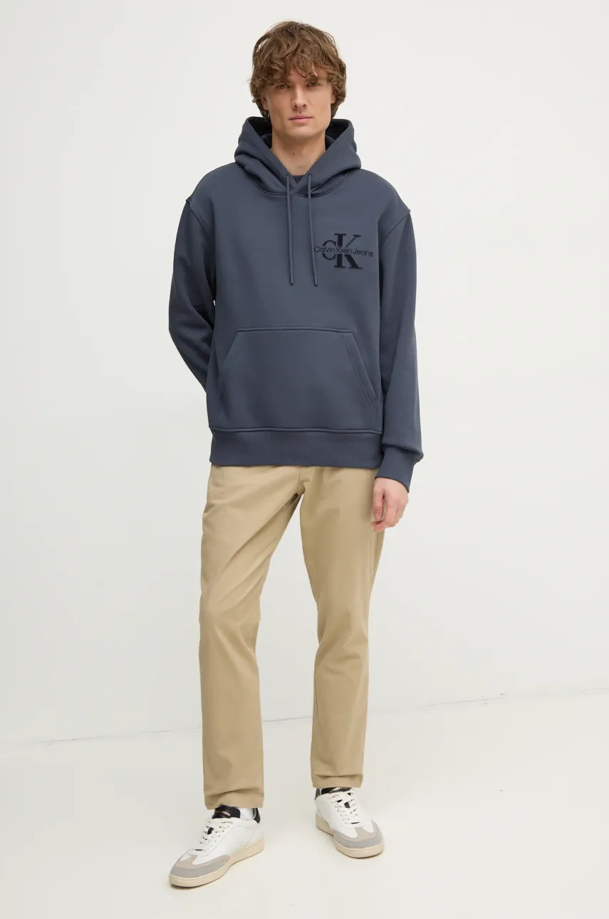 Кофта Calvin Klein Jeans мужская с капюшоном с аппликацией J30J327106 Кофта Calvin Klein Jeans мужская с капюшоном с аппликацией J30J327106