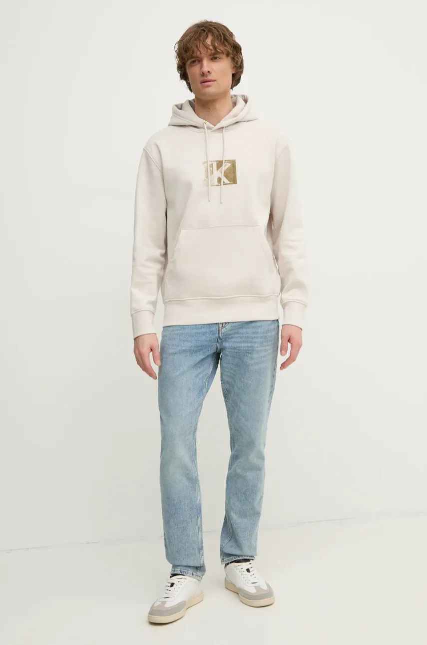 Кофта Calvin Klein Jeans мужская цвет бежевый с капюшоном с принтом J30J327118 Кофта Calvin Klein Jeans мужская цвет бежевый с капюшоном с принтом J30J327118