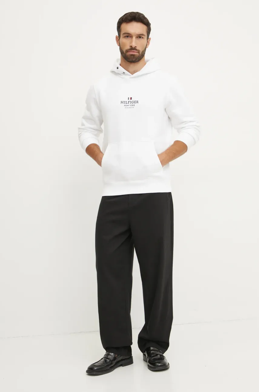 Кофта Tommy Hilfiger мужская цвет белый с капюшоном с принтом MW0MW39050 Кофта Tommy Hilfiger мужская цвет белый с капюшоном с принтом MW0MW39050