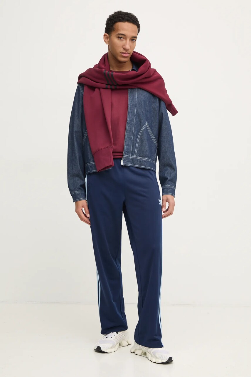 Dukserica adidas Originals Neuclassics za muškarce, boja: bordo, s kapuljačom, s aplikacijom, JC9936