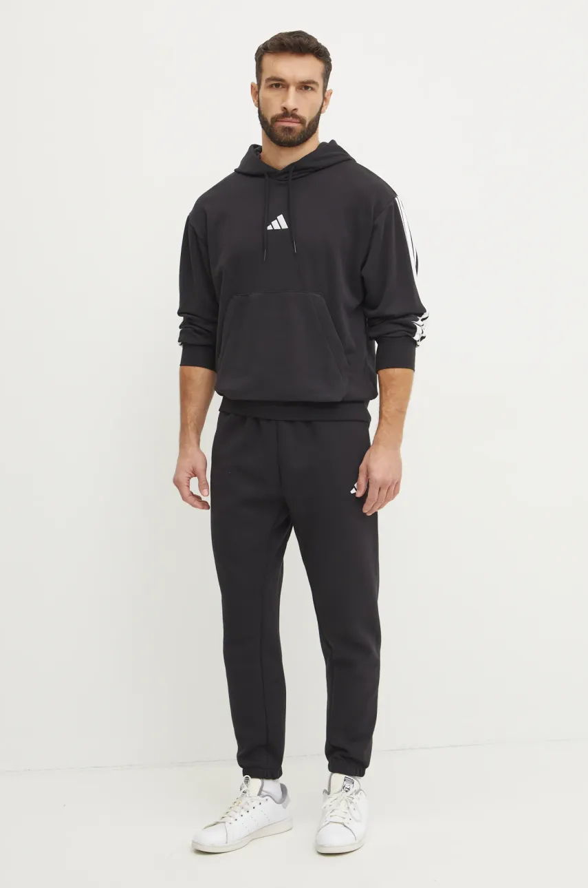 Кофта adidas Essentials мужская цвет чёрный с капюшоном с аппликацией JD1874 Кофта adidas Essentials мужская цвет чёрный с капюшоном с аппликацией JD1874