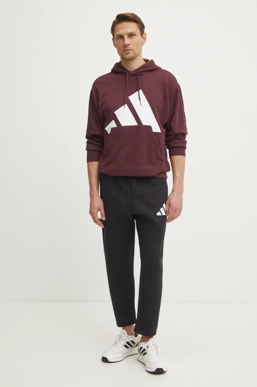 Кофта adidas Essentials мужская цвет бордовый с капюшоном с принтом JE8897 Кофта adidas Essentials мужская цвет бордовый с капюшоном с принтом JE8897
