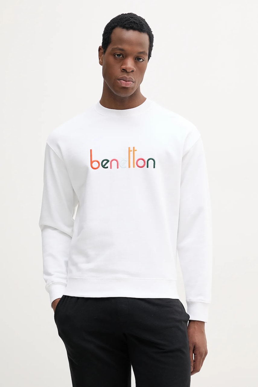United Colors of Benetton hanorac de bumbac barbati, culoarea alb, cu imprimeu, 3FWYU109S United Colors of Benetton hanorac de bumbac barbati, culoarea alb, cu imprimeu, 3FWYU109S
