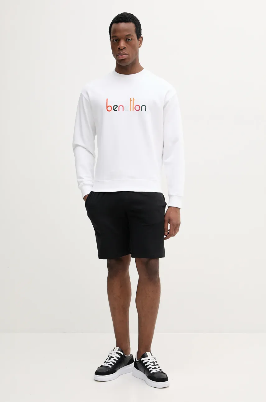 Хлопковая кофта United Colors of Benetton мужская цвет белый с аппликацией 3FWYU109S Хлопковая кофта United Colors of Benetton мужская цвет белый с аппликацией 3FWYU109S