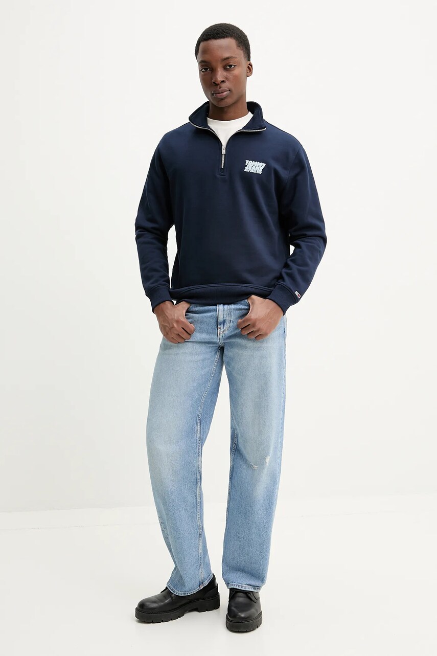 Хлопковая кофта Tommy Jeans мужская цвет синий с принтом DM0DM21865 Хлопковая кофта Tommy Jeans мужская цвет синий с принтом DM0DM21865