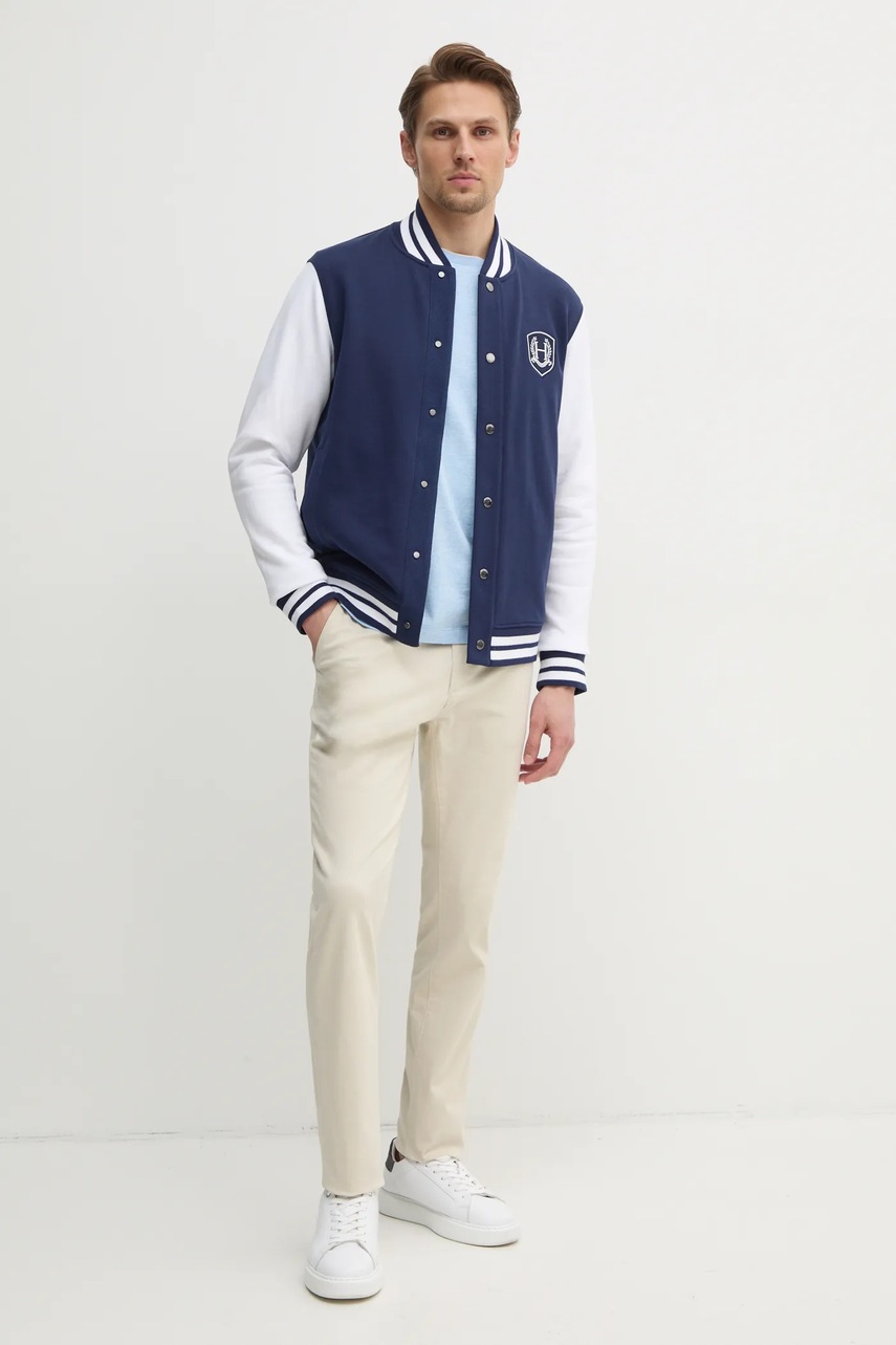 Хлопковая кофта Hackett London мужская цвет синий с аппликацией HM581349 Хлопковая кофта Hackett London мужская цвет синий с аппликацией HM581349