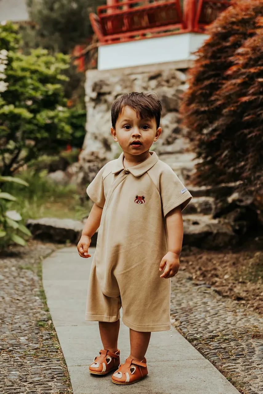 Donsje salopete bebelusi din bumbac Adriaen Playsuit Red Panda 3035602