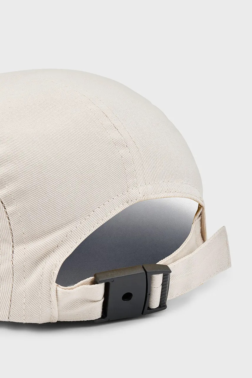 Детская хлопковая кепка Mayoral цвет бежевый с аппликацией 10918