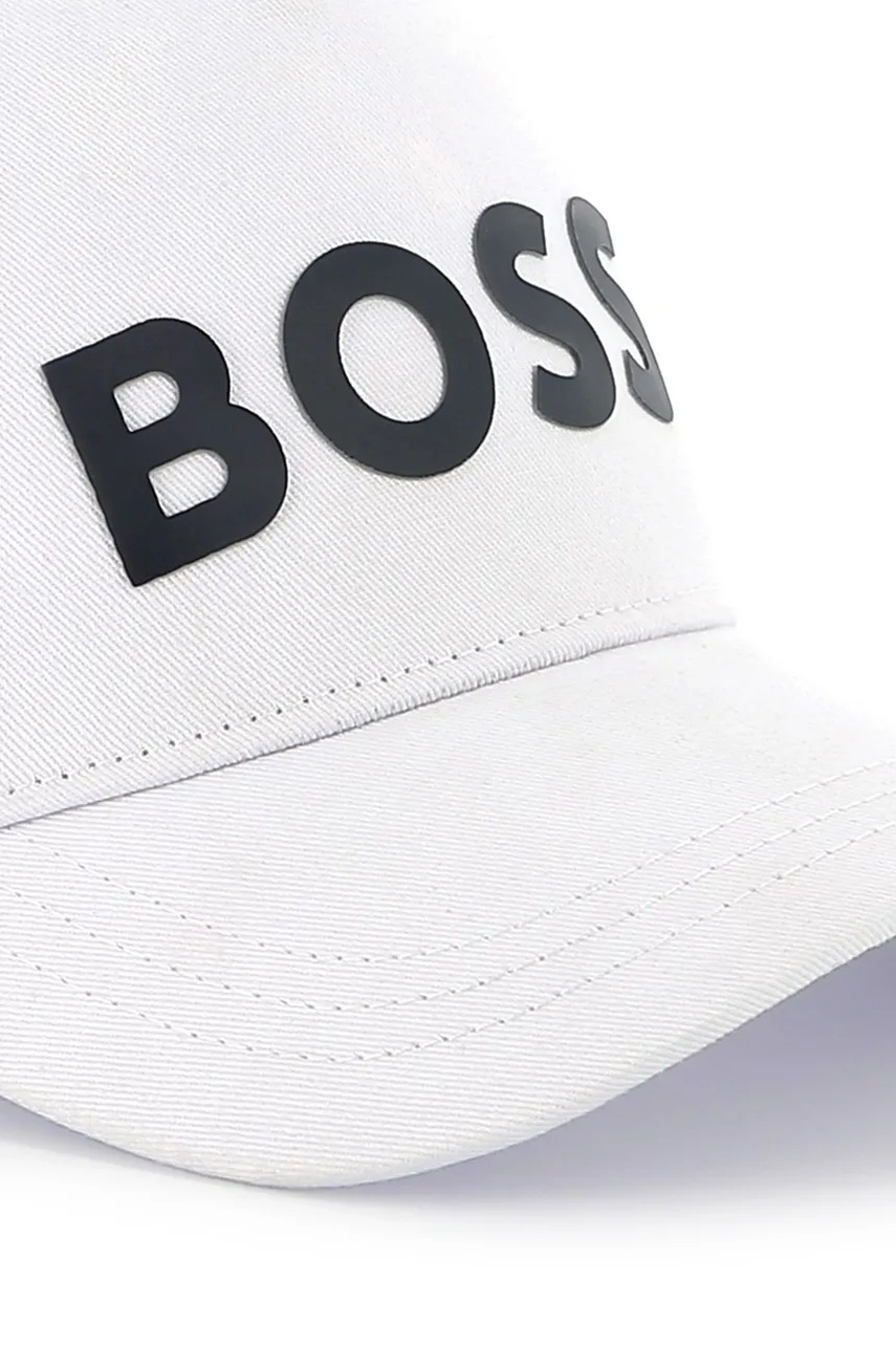 Дитяча бавовняна кепка BOSS колір білий з аплікацією J51681