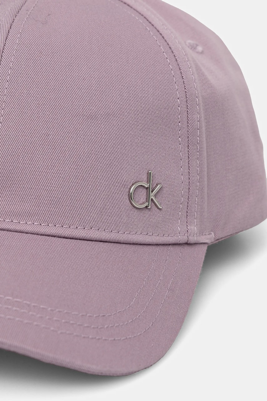 Хлопковая кепка Calvin Klein цвет розовый с аппликацией K60K613102 Хлопковая кепка Calvin Klein цвет розовый с аппликацией K60K613102