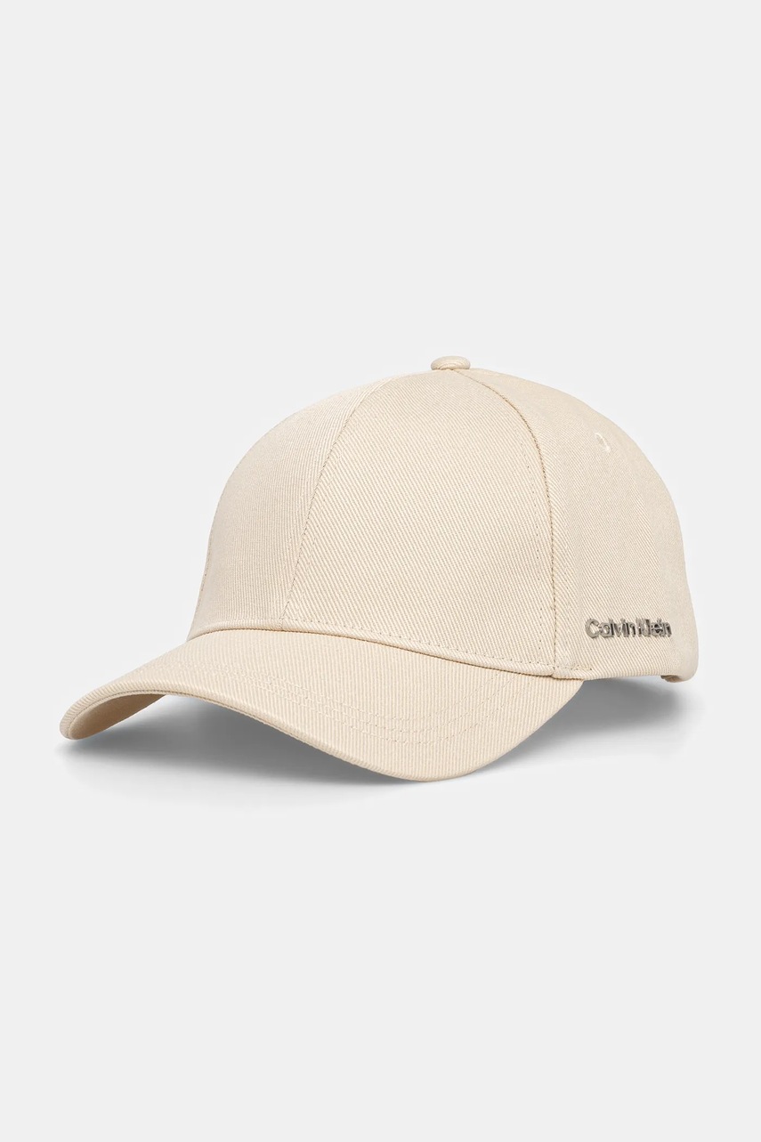 

Памучна шапка с козирка Calvin Klein в бежово с изчистен дизайн K60K612910, Бежов