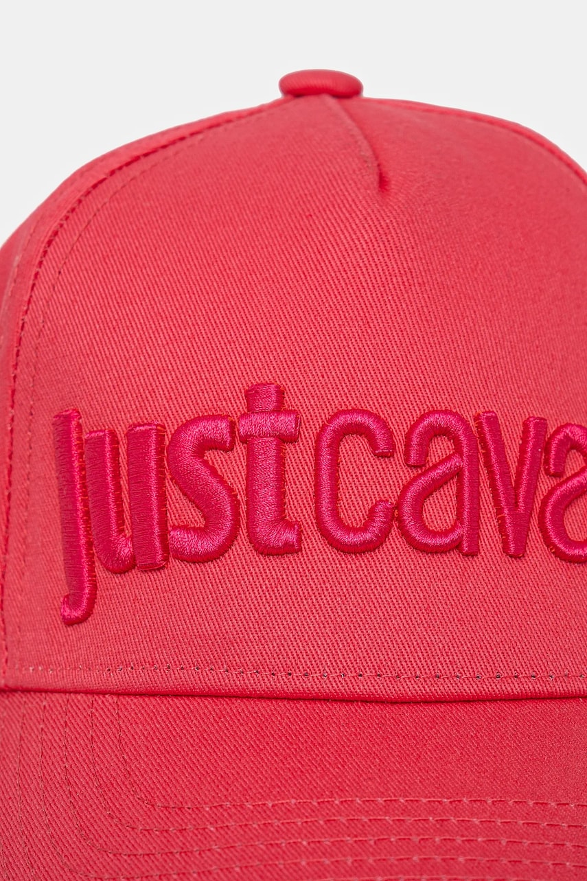 Хлопковая кепка Just Cavalli цвет розовый с аппликацией 78RAZK30 ZG192 Хлопковая кепка Just Cavalli цвет розовый с аппликацией 78RAZK30 ZG192