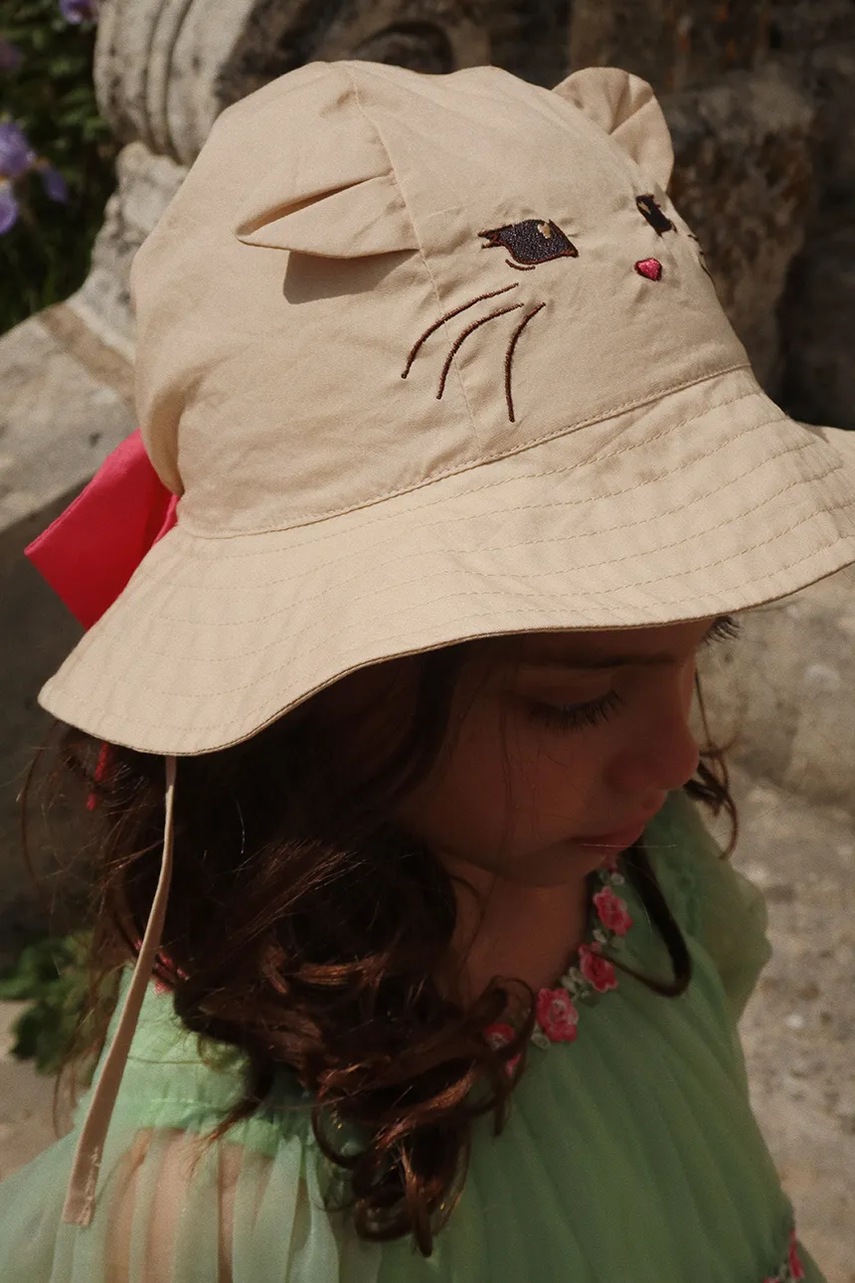 Konges Sløjd pălărie din bumbac pentru copii VERBENA BOW KITTY SUN HAT culoarea bej, bumbac, KS102821